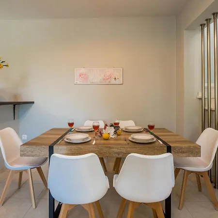 Asante Group Homes 蒂锡利维