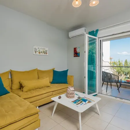 Asante Group Homes Διαμέρισμα