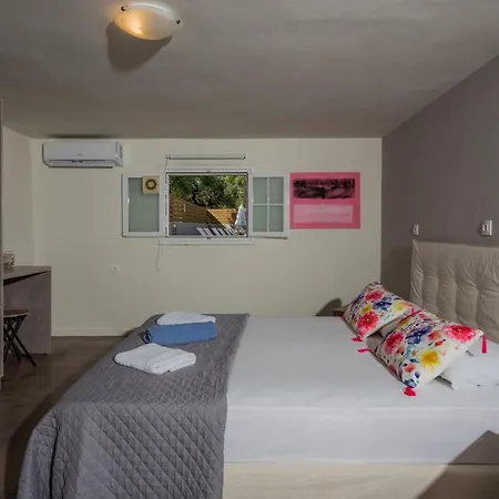 公寓 Asante Group Homes *