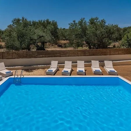 Asante Group Homes Διαμέρισμα