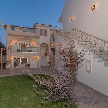 Asante Group Homes Διαμέρισμα *