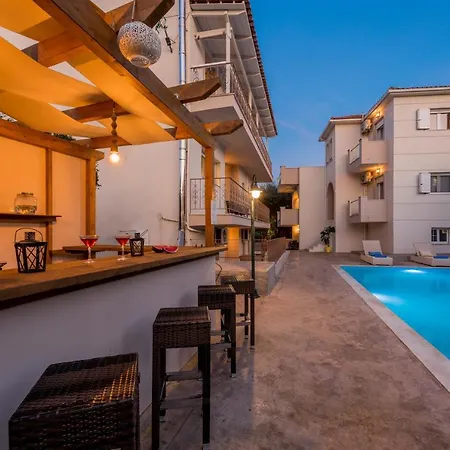 Asante Group Homes Διαμέρισμα