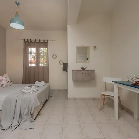 Asante Group Homes Apartman *